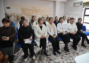 Шымкентте Жаңа Конституция жобасы кітапханашылар қатысуымен талқыланды