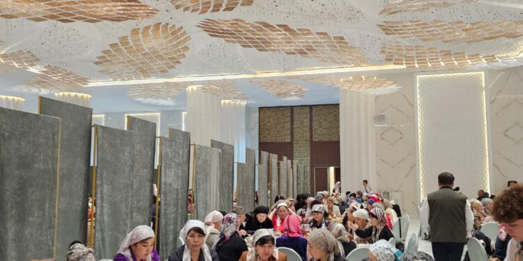 Шымкентте кәсіподақ мүшелеріне ауызашар берілді