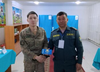 «Оңтүстік» өңірлік қолбасшылығының әскери қызметшілері референдумда мерзімінен бұрын дауыс беруді аяқтады