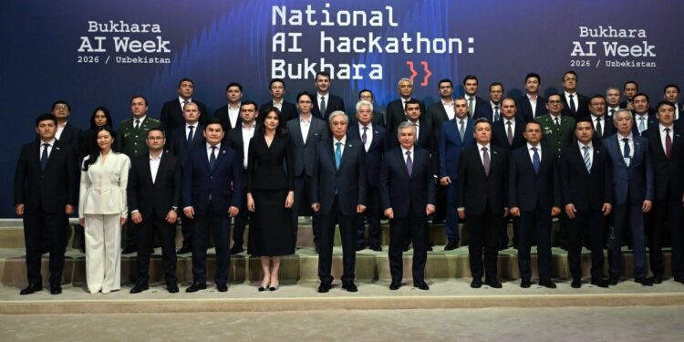 Қазақстан мен Өзбекстан президенттері жасанды интеллект хакатонына барды