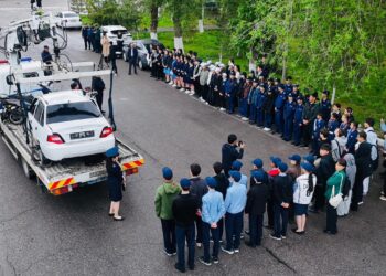«Қауіпсіз жол»: Шымкентте жасөспірімдермен түсіндіру жұмыстары жүргізілді