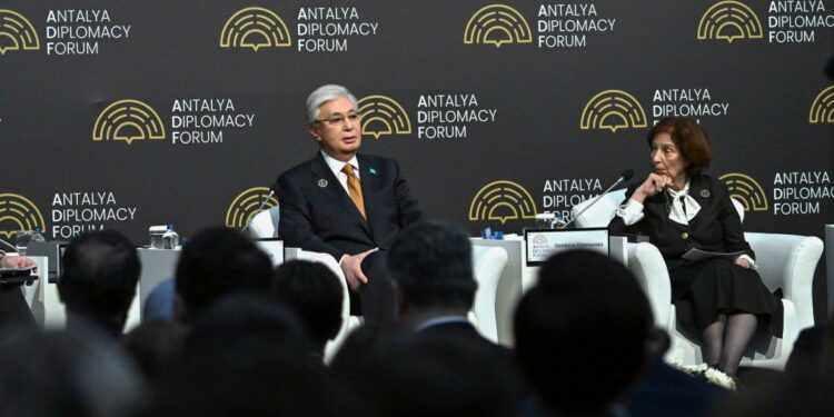 Президент бүгінгі көшбасшылардың бойынан табылуға тиіс қасиеттерге тоқталды