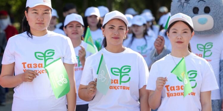 ШЫМКЕНТТЕ «ТАЗА ҚАЗАҚСТАН» АЯСЫНДА РЕСПУБЛИКАЛЫҚ ЭКОЛОГИЯЛЫҚ АКЦИЯ ӨТТІ