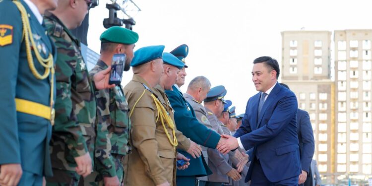 Шымкентте Отан қорғаушы күніне арналған ауқымды мерекелік іс-шара өтті
