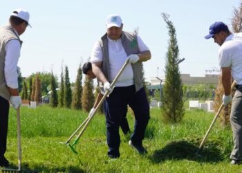 ЖӘНІБЕК АҒЫБАЕВ ТҰРҒЫНДАРДЫ ҚОРШАҒАН ОРТАНЫ ҚОРҒАУҒА ШАҚЫРДЫ