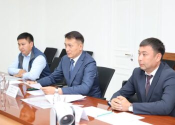 «АДАЛ АТА-АНА – ҚАУІПСІЗ БАЛАЛЫҚ ШАҚ»: ТӨЛЕБИДЕ АУДАНДЫҚ АТА-АНАЛАР ФОРУМЫ ӨТТІ