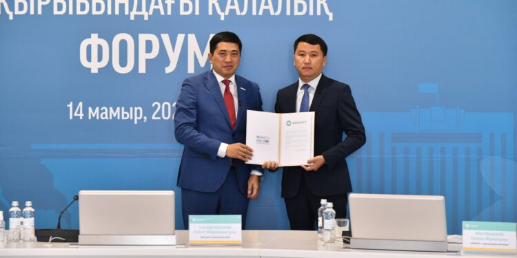 Тұрғын үй саласындағы ашықтық пен жауапкершілік: Шымкентте «TURGYNDAR AMANATY» форумы өтті
