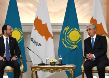 Президенты Казахстана и Кипра провели переговоры в узком составе