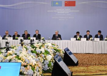ҚАСЫМ-ЖОМАРТ ТОҚАЕВ ҚЫТАЙДЫҢ ЖЕТЕКШІ КОМПАНИЯЛАРЫ БАСШЫЛАРЫМЕН КЕЗДЕСТІ
