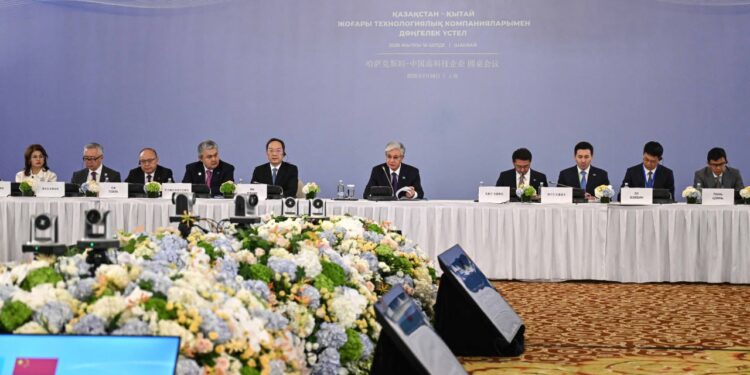 ҚАСЫМ-ЖОМАРТ ТОҚАЕВ ҚЫТАЙДЫҢ ЖЕТЕКШІ КОМПАНИЯЛАРЫ БАСШЫЛАРЫМЕН КЕЗДЕСТІ