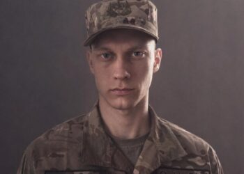 Ұлттық ұлан сарбазы «Калашников» фильміндегі актерге ерекше ұқсастығымен көпшіліктің назарын аударды