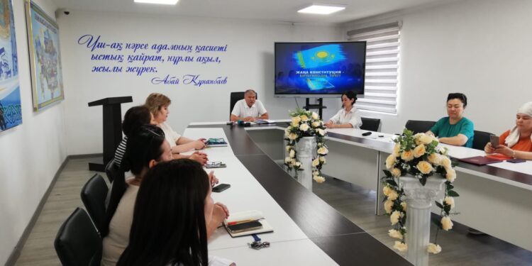 Жаңа Конституциядағы азаматтардың белсенділігін арттыру мәселесі түсіндірілді