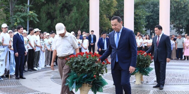 АБАЙҒА ТАҒЗЫМ – ҰЛТҚА ҚҰРМЕТ