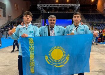 Сания — ӘЛЕМ ЧЕМПИОНЫ!