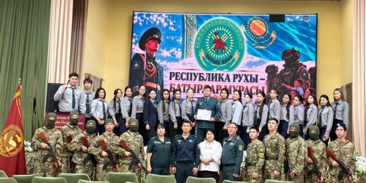РЕСПУБЛИКА КҮНІ ҚАРСАҢЫНДАҒЫ ЕРЛІК САБАҒЫ.