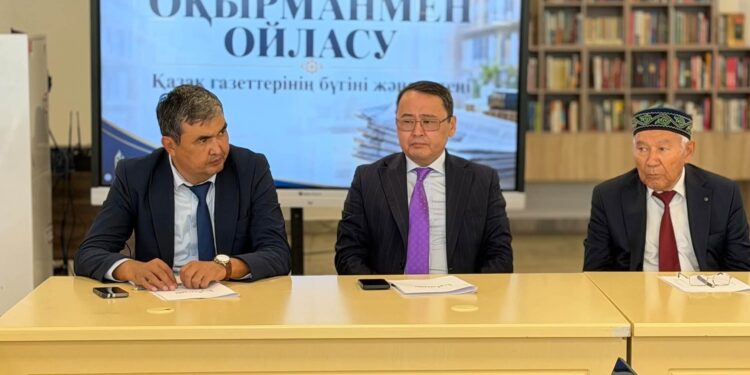 ТҮРКІСТАНДА “ҚАЗАҚ ГАЗЕТТЕРІ” ЖШС-Ң БАС ДИРЕКТОРЫ ЕРЖАН БАЙТІЛЕСПЕН КЕЗДЕСУ ӨТТІ